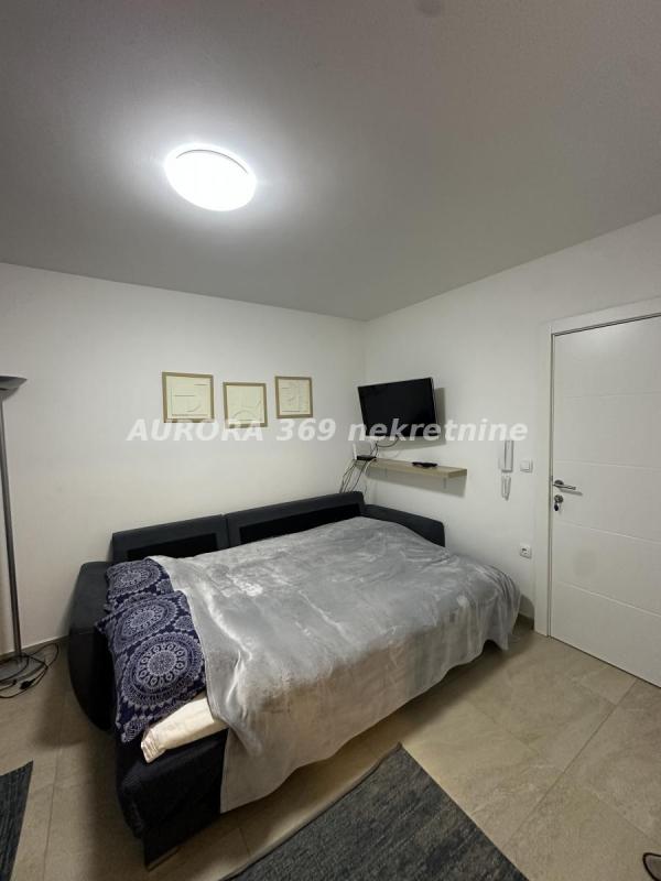 Slika 1 - Jednoiposoban stan za izdavanje, 45m2, 350€