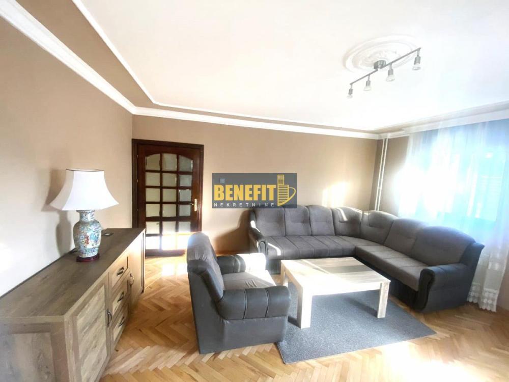 Glavna slika -Troiposoban stan za izdavanje, 91m2, 800€