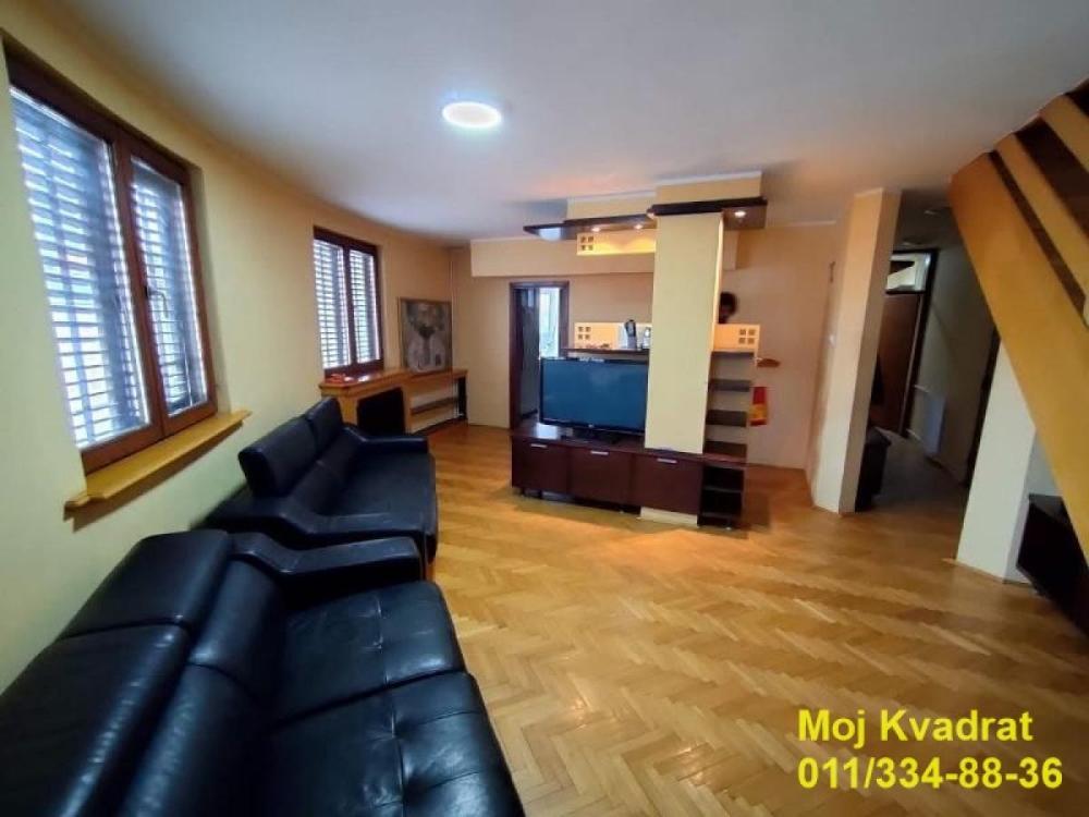 Glavna slika -Četvorosoban stan za izdavanje, 160m2, 1.650€