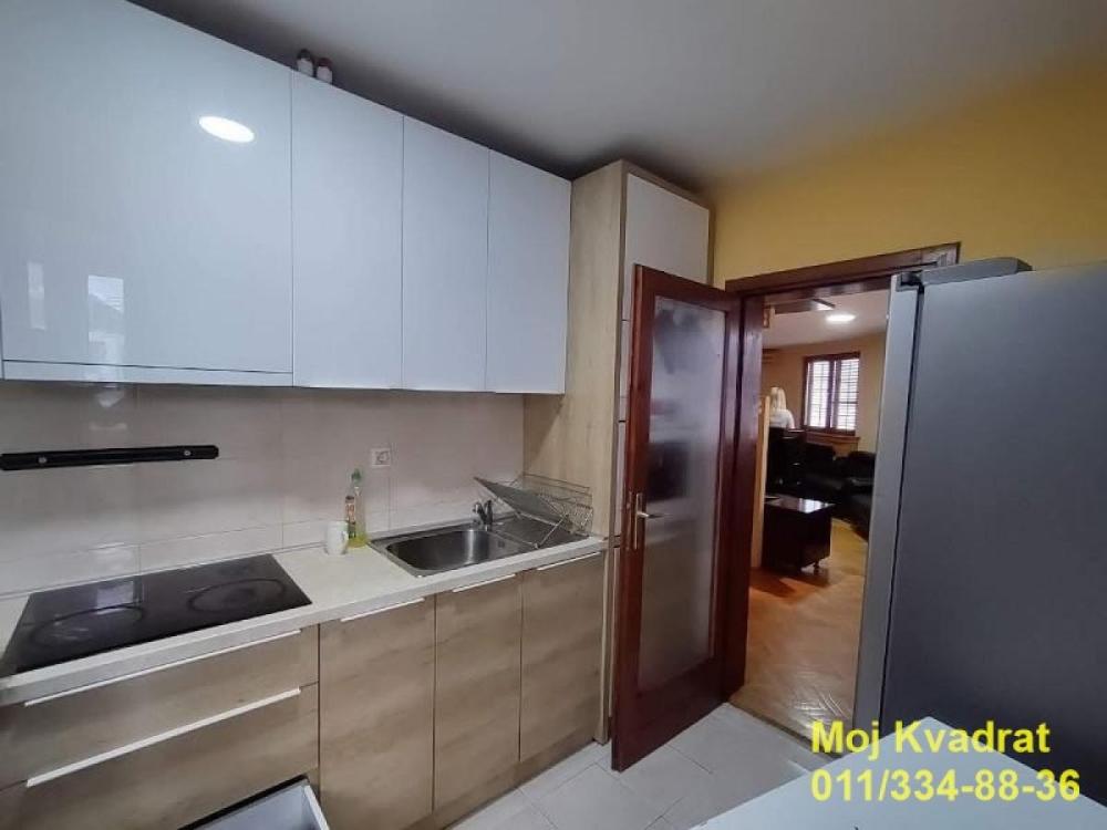 Slika 3 - Četvorosoban stan za izdavanje, 160m2, 1.650€