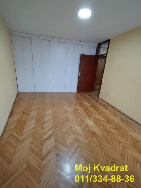 Slika 7 - Četvorosoban stan za izdavanje, 160m2, 1.650€