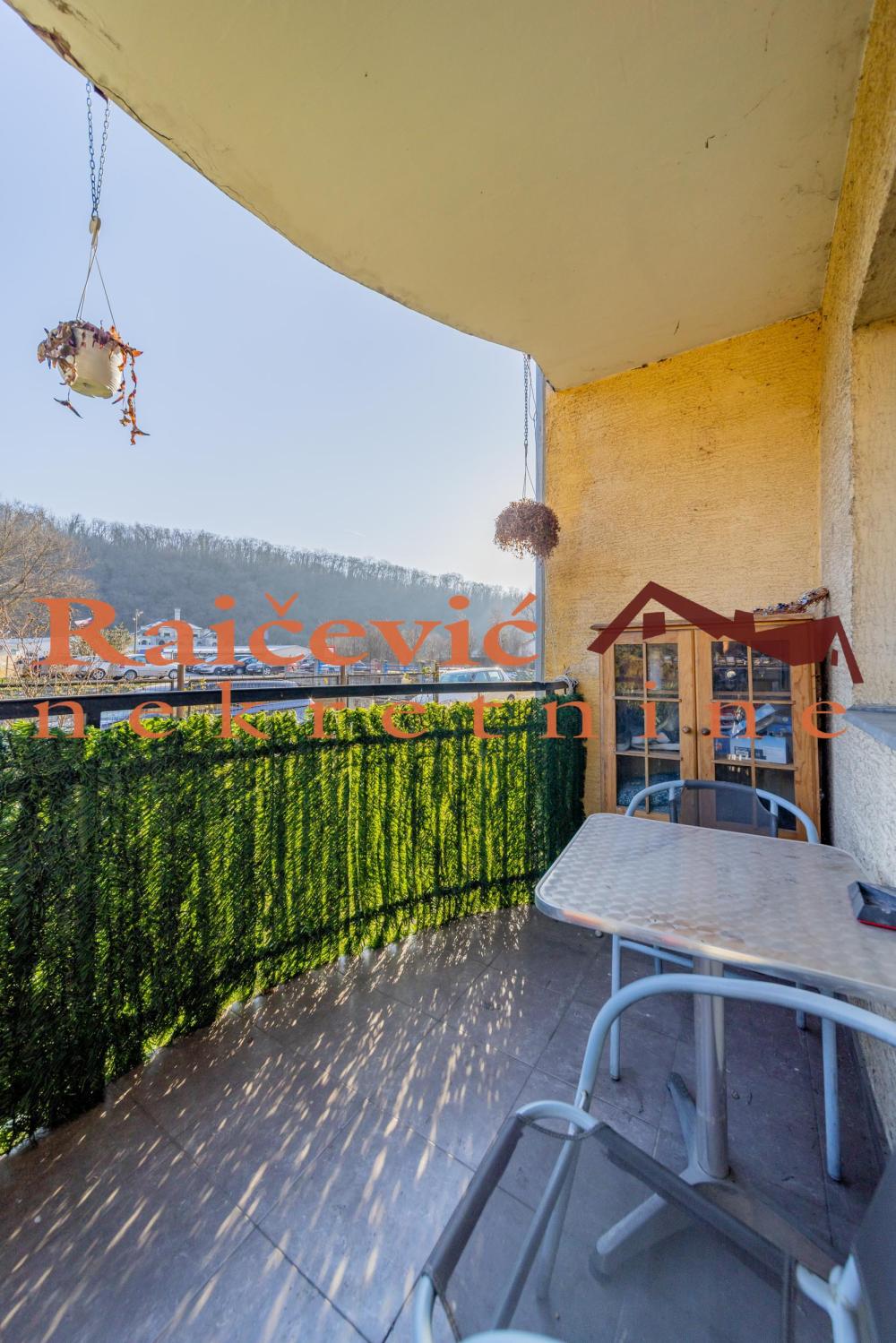 Slika 5 - Milana Vujovica, Jednoiposoban stan na prodaju, 53m2, 125.000€