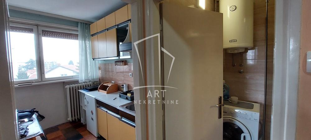 Slika 3 - Pere Todorovića, Dvosoban stan za izdavanje, 43m2, 450€