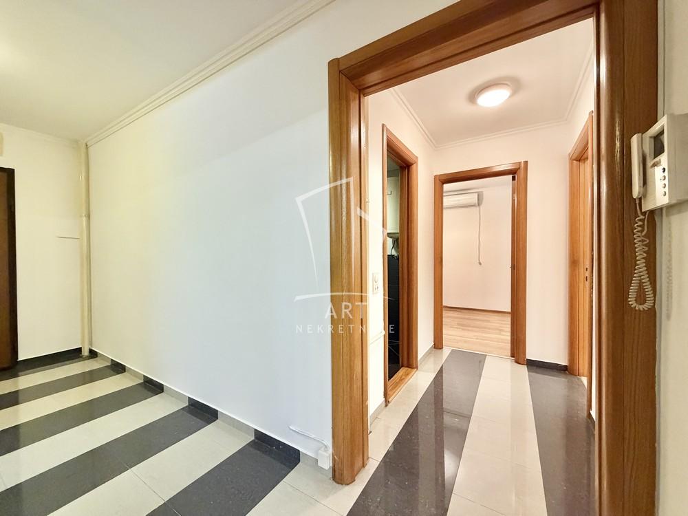 Slika 10 - Cara Nikolaja II, Trosoban stan na prodaju, 90m2, 432.000€