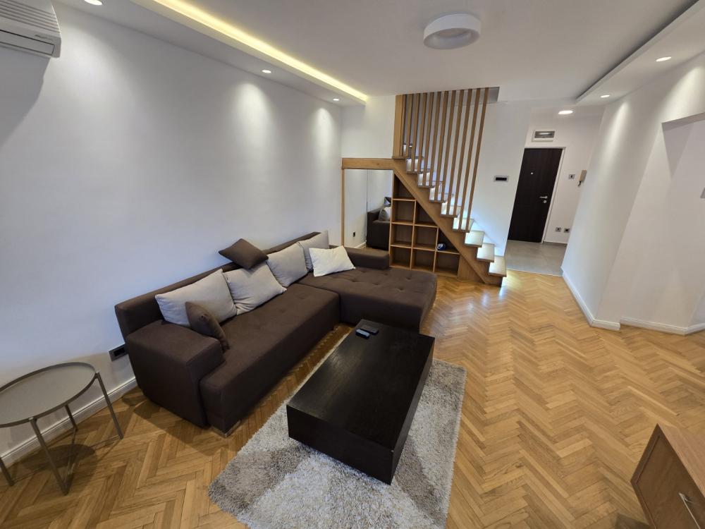 Slika 1 - Bulevar Mihajla Pupina, Trosoban stan za izdavanje, 90m2, 1.100€