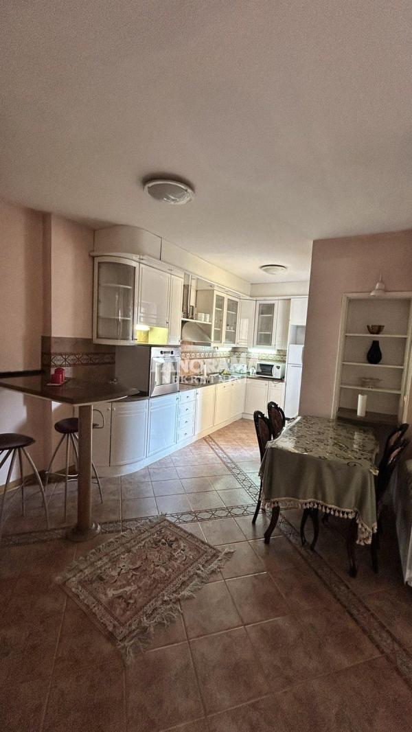 Slika 4 - Kneginje Ljubice, Trosoban stan za izdavanje, 106m2, 1.300€