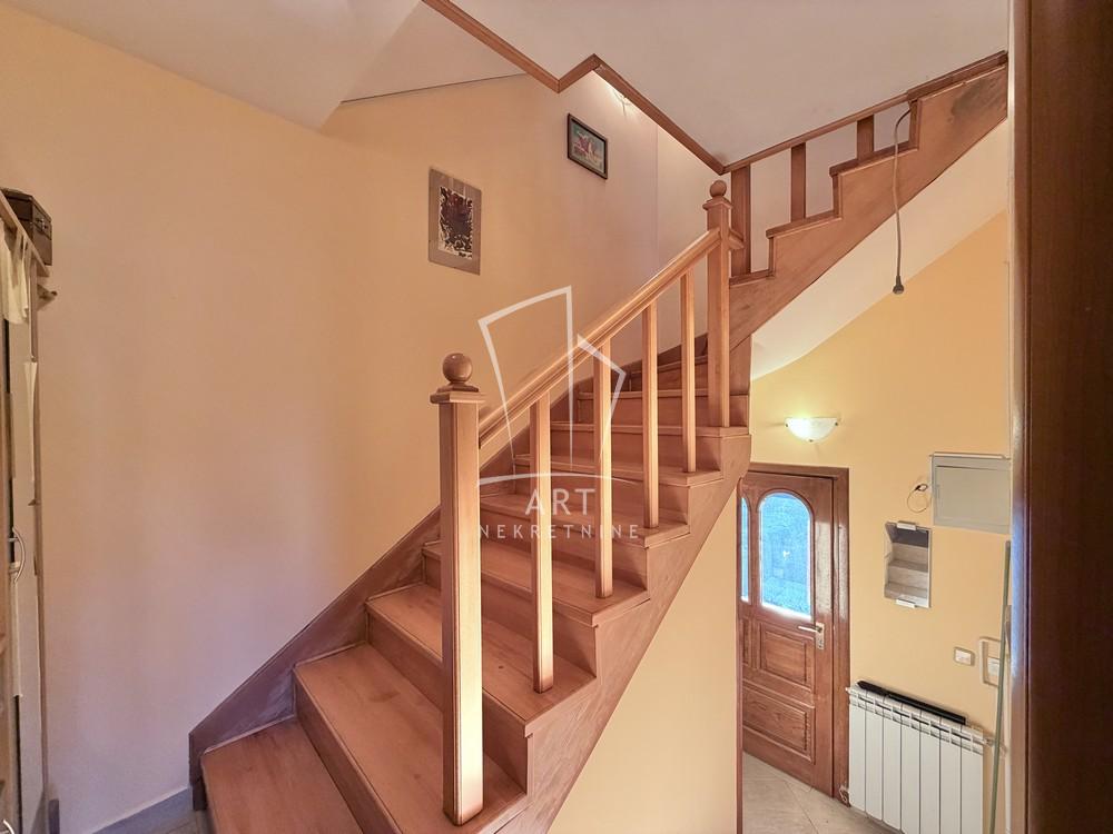 Slika 8 - Budmanijeva,  Kuća na prodaju, 155m2, 330.000€