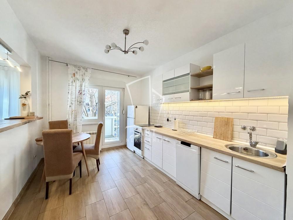 Slika 2 - Kumodraška, Trosoban stan za izdavanje, 83m2, 900€