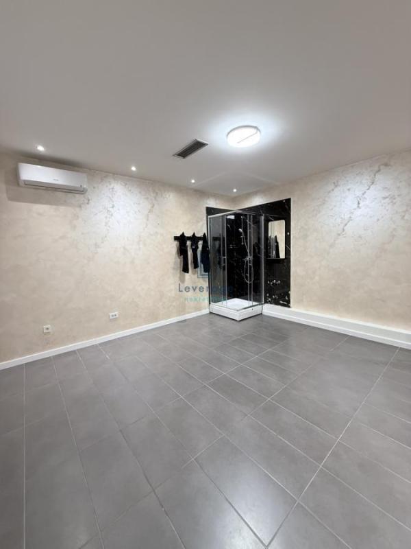 Slika 8 - Vojislava Ilića,  Lokal za izdavanje, 250m2, 3.000€