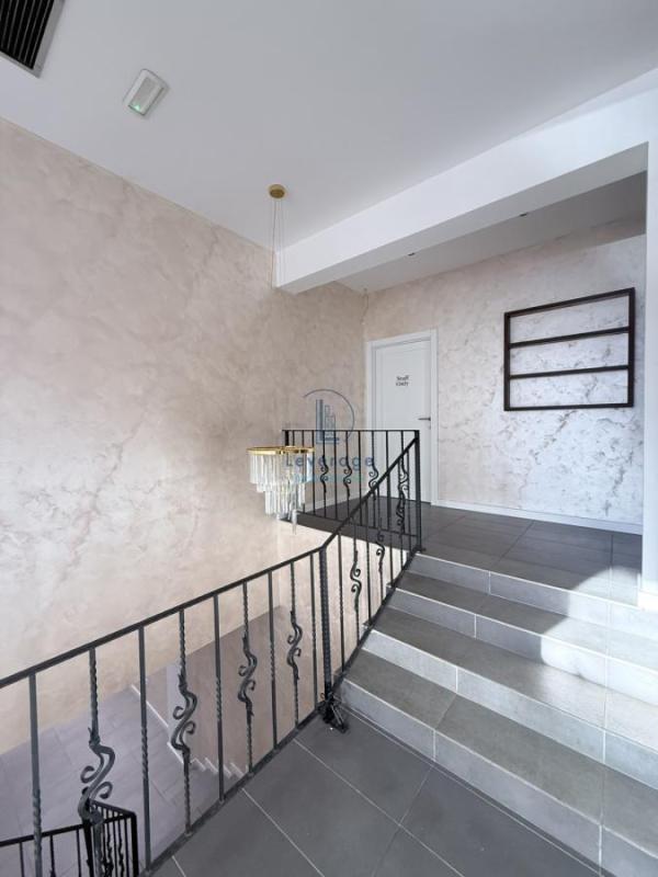 Slika 1 - Vojislava Ilića,  Lokal za izdavanje, 250m2, 3.000€