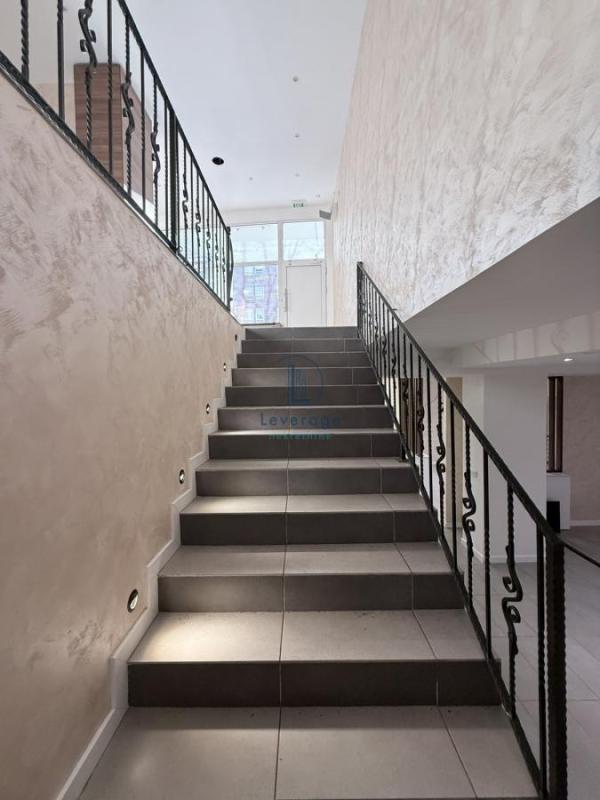 Slika 3 - Vojislava Ilića,  Lokal za izdavanje, 250m2, 3.000€