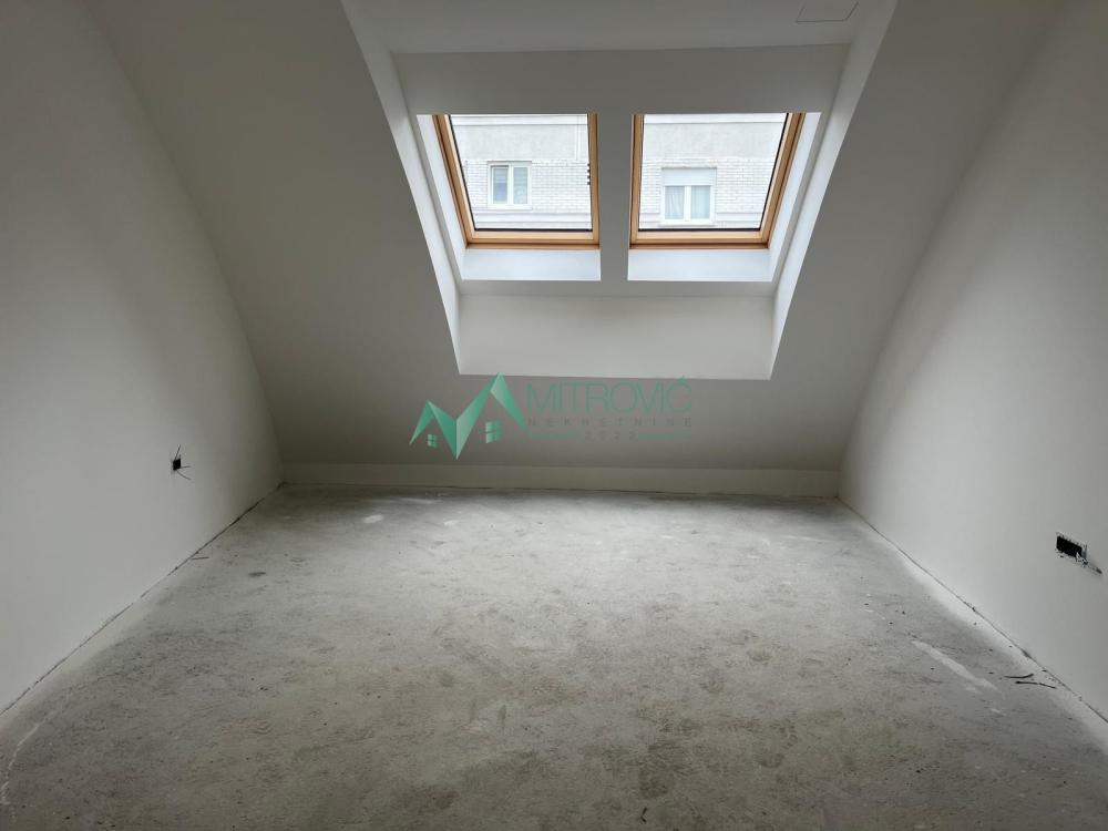 Slika 6 - Četvoroiposoban stan na prodaju, 122m2, 373.200€