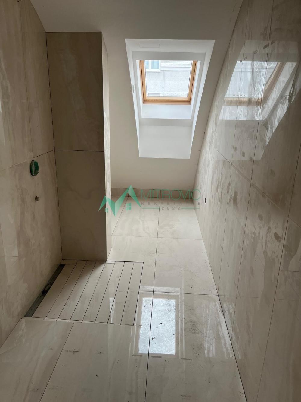 Slika 11 - Četvoroiposoban stan na prodaju, 122m2, 373.200€