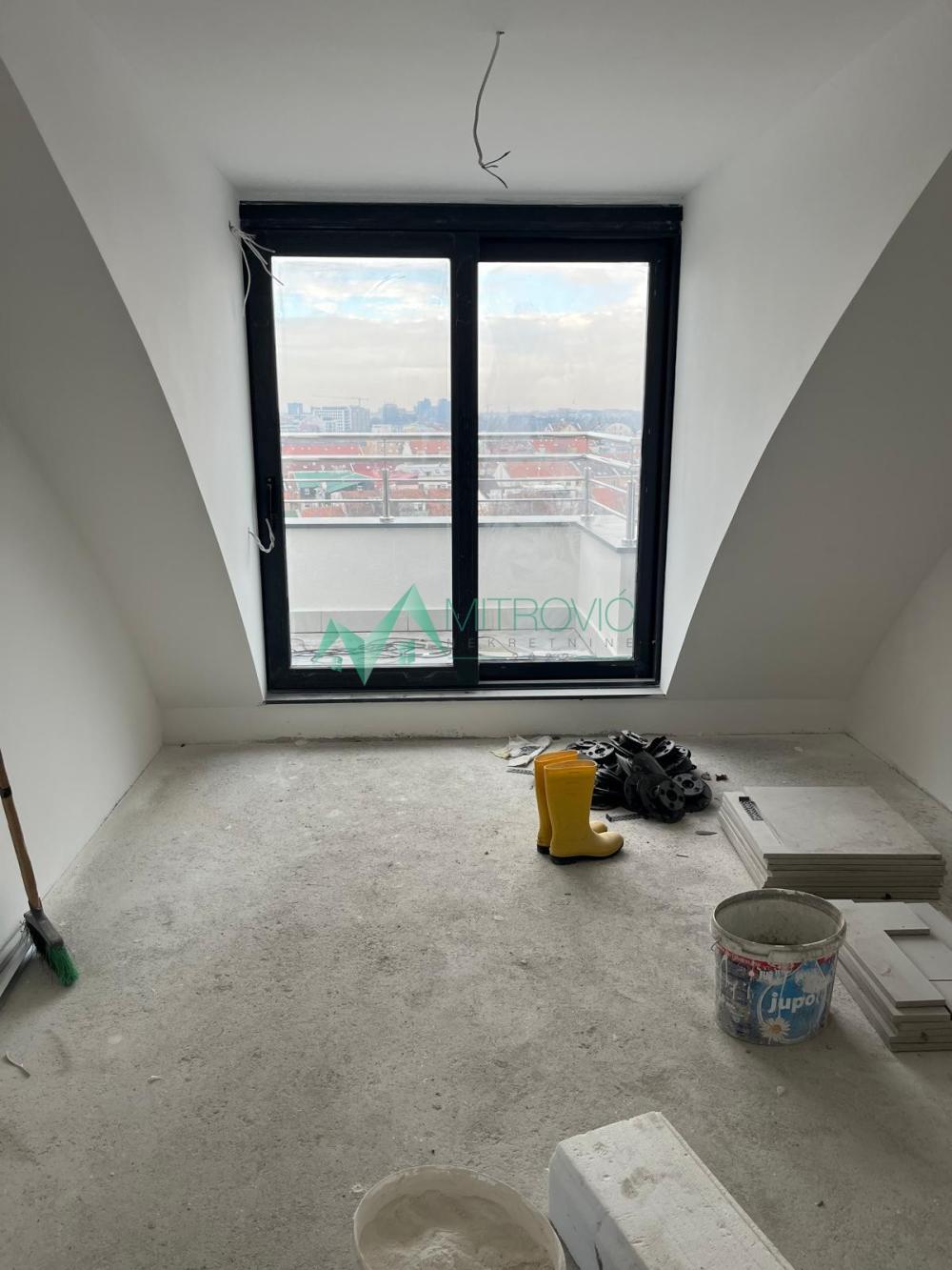 Slika 4 - Četvoroiposoban stan na prodaju, 122m2, 373.200€