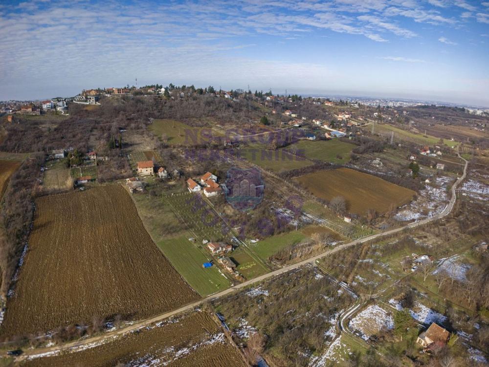 Slika 4 -  Plac na prodaju, Sremska Kamenica, 315.810€