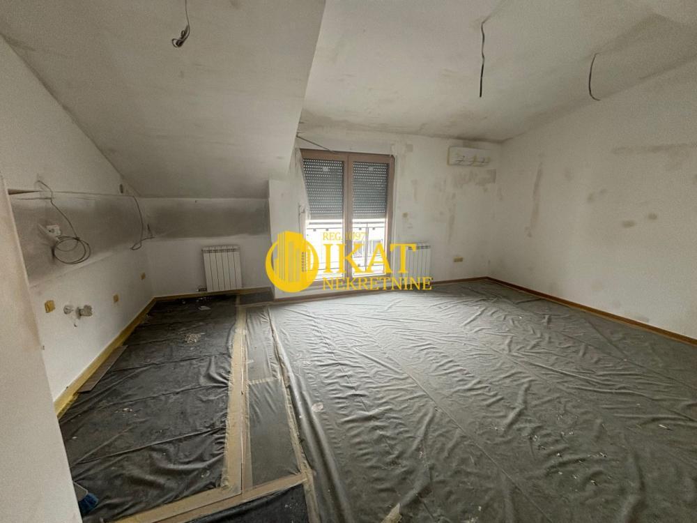 Glavna slika -Trosoban stan na prodaju, 63m2, 176.400€