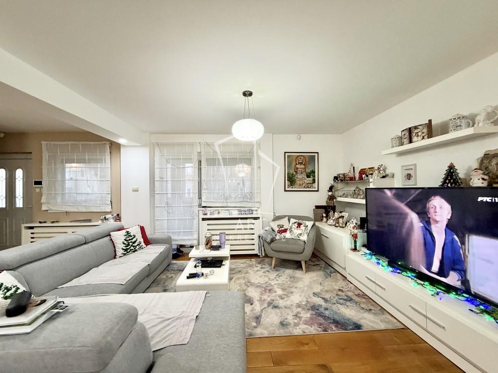 Slika 1 - Banovačka,  Kuća na prodaju, 578m2, 499.000€