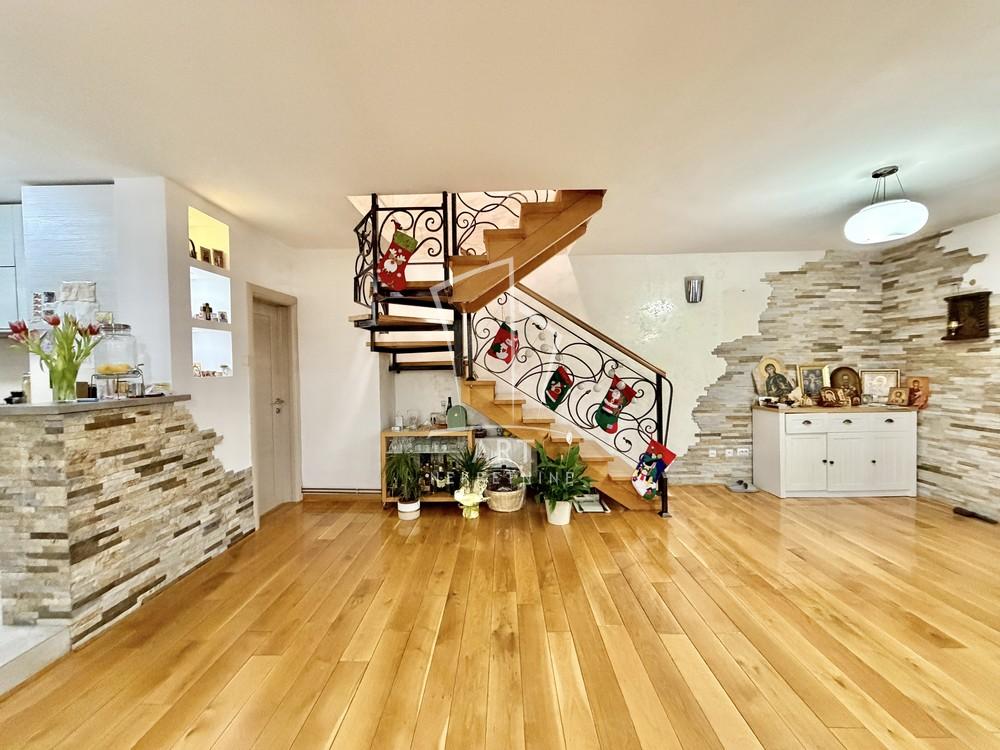 Slika 3 - Banovačka,  Kuća na prodaju, 578m2, 499.000€