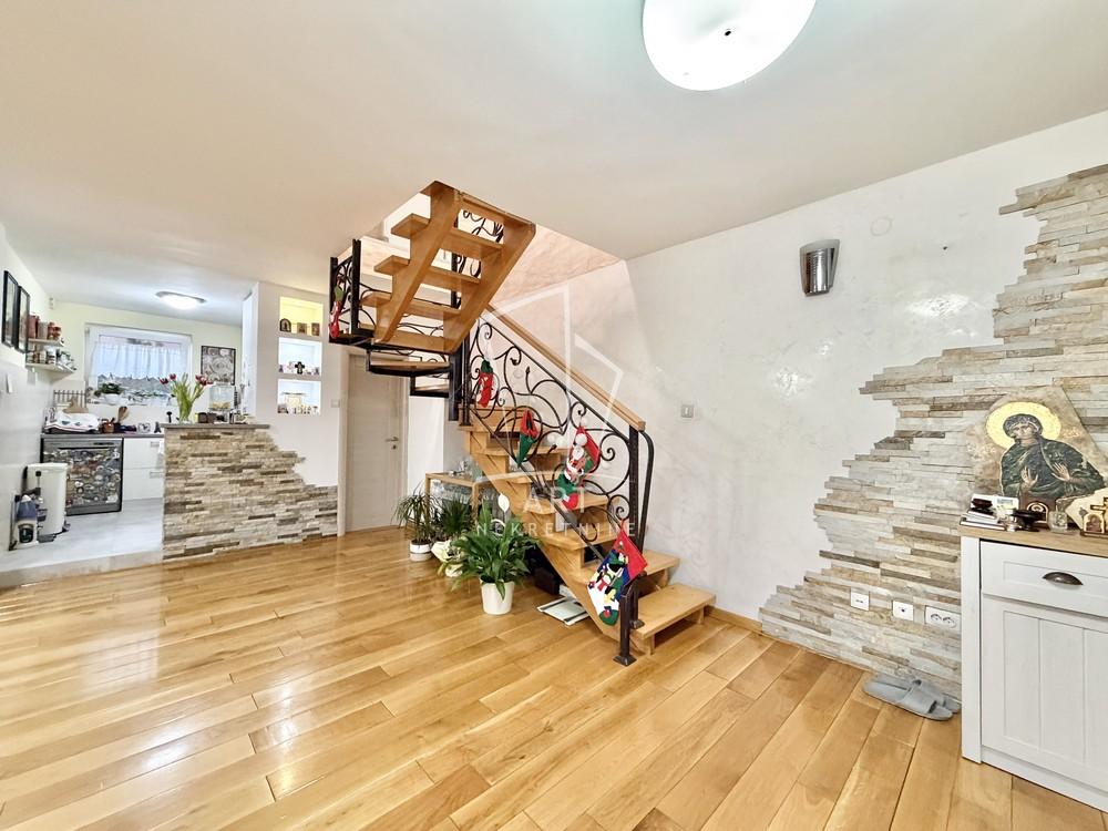 Slika 4 - Banovačka,  Kuća na prodaju, 578m2, 499.000€