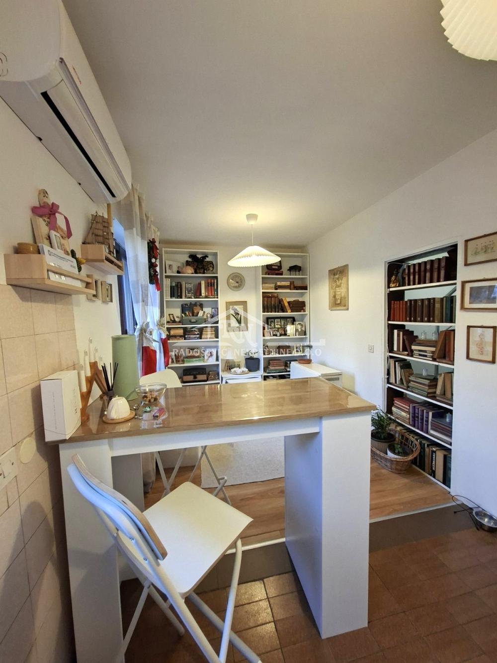 Slika 9 - Put za pećinu, Kuća na prodaju, 208m2, 125.000€