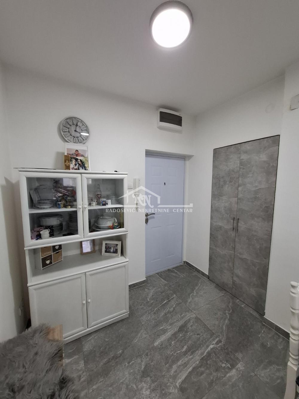 Slika 2 - Uralska, Dvosoban stan na prodaju, 53m2, 152.500€