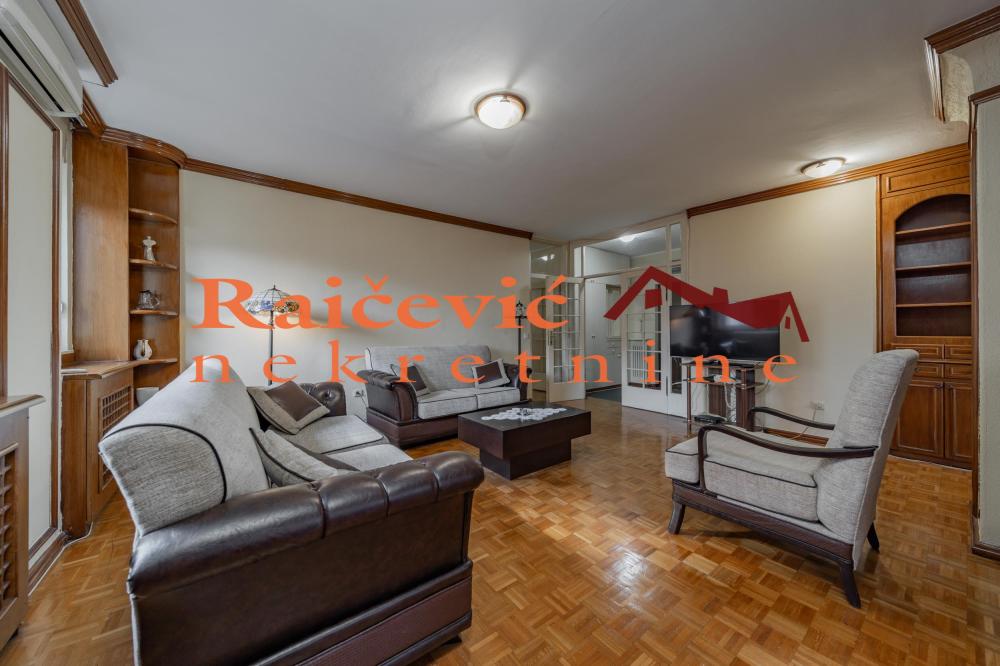 Slika 3 - Kicevska, Četvorosoban stan za izdavanje, 104m2, 1.000€