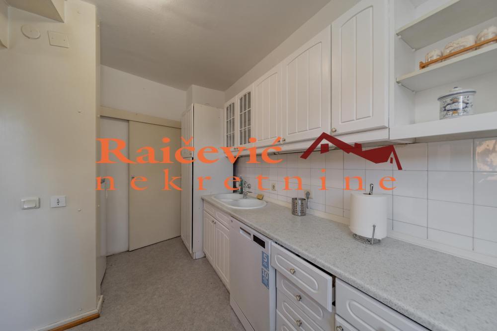 Slika 9 - Kicevska, Četvorosoban stan za izdavanje, 104m2, 1.000€