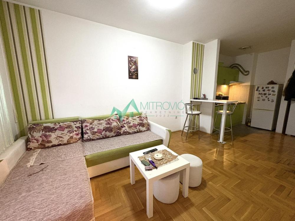 Glavna slika -Jednoiposoban stan za izdavanje, 36m2, 350€