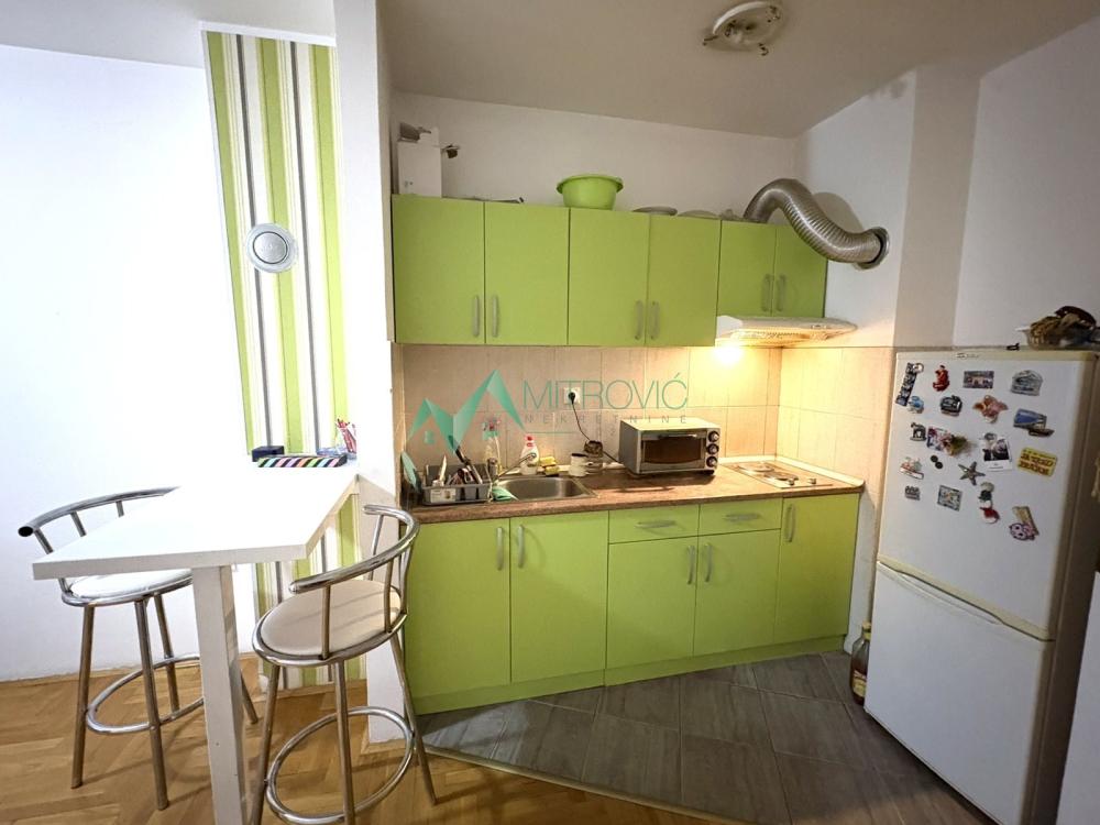 Slika 1 - Jednoiposoban stan za izdavanje, 36m2, 350€