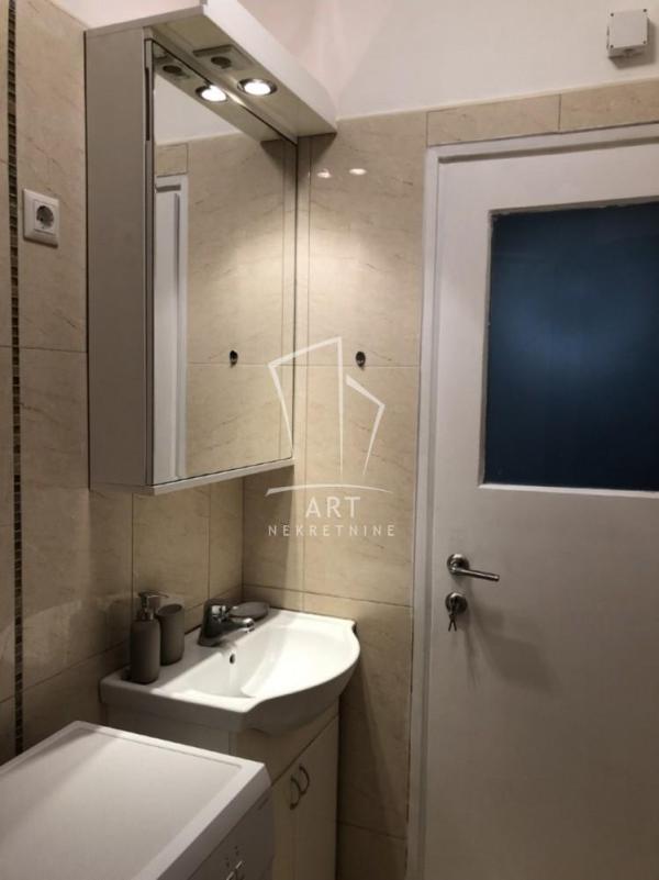 Slika 10 - Husinskih rudara, Dvosoban stan za izdavanje, 52m2, 500€