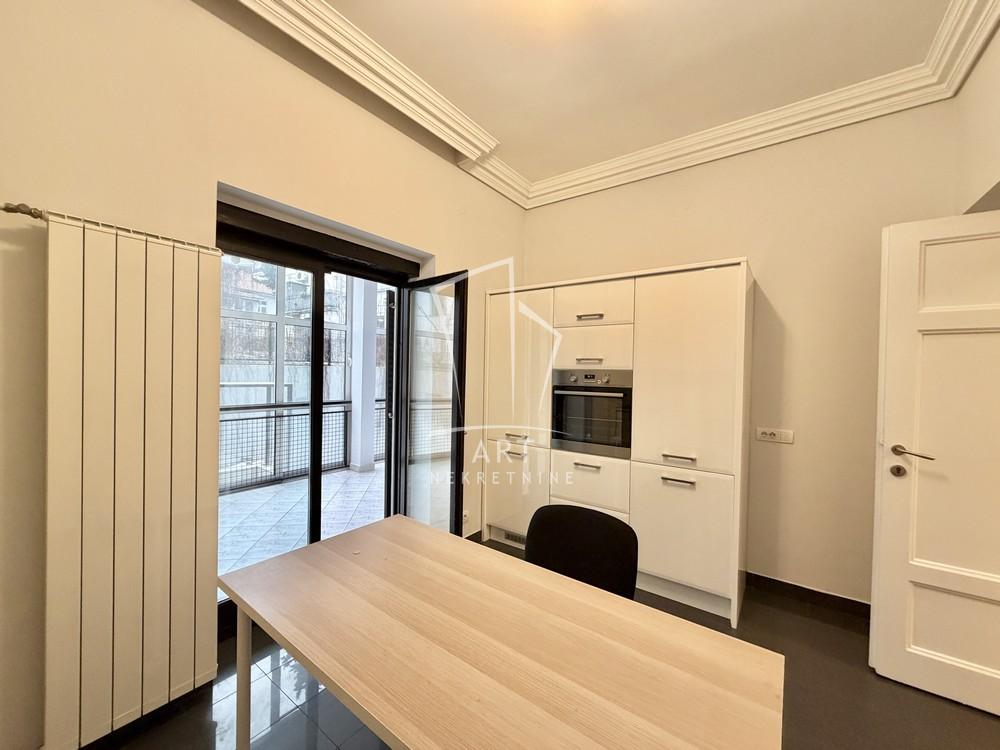 Slika 6 - Milovana Marinkovića,  Lokal za izdavanje, 753m2, 4.900€