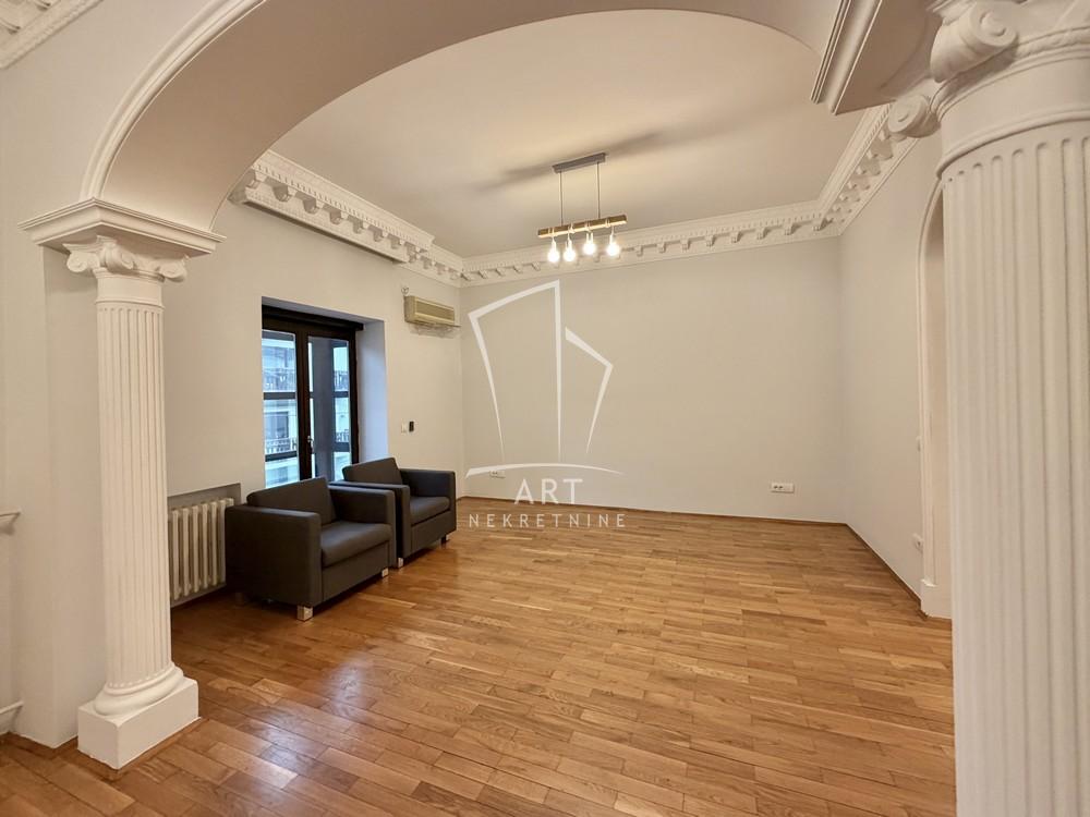 Slika 1 - Milovana Marinkovića,  Lokal za izdavanje, 753m2, 4.900€