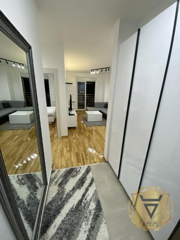 Slika 8 - Dvosoban stan za izdavanje, 52m2, 1.000€