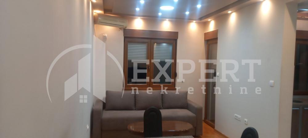 Slika 1 - Hajduk Stanka, Trosoban stan za izdavanje, 62m2, 480€