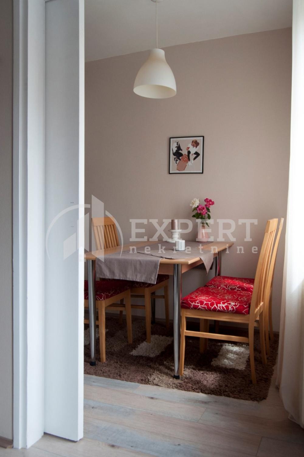 Slika 3 - Bulevar dr Zorana, Jednoiposoban stan za izdavanje, 46m2, 400€