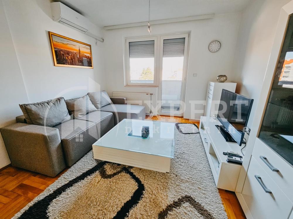 Slika 2 - Vožda Karađorđa, Trosoban stan za izdavanje, 70m2, 450€