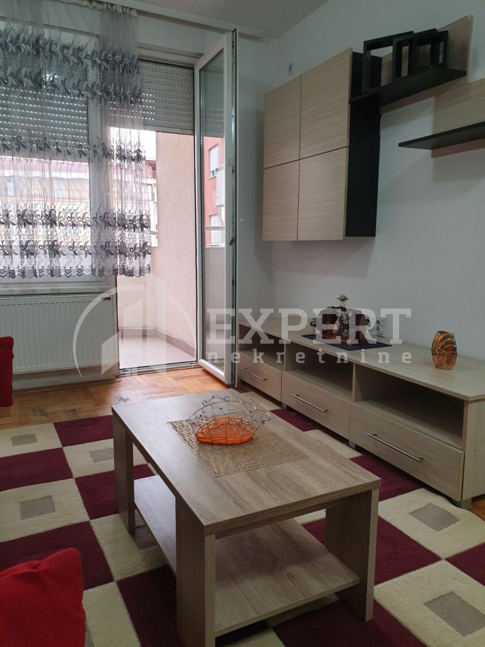 Glavna slika -Kej Kola srpskih sestara, Jednoiposoban stan za izdavanje, 42m2, 300€