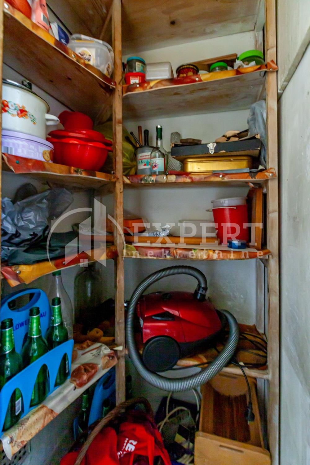 Slika 10 - Sinđelićev trg, Trosoban stan na prodaju, 66m2, 132.000€