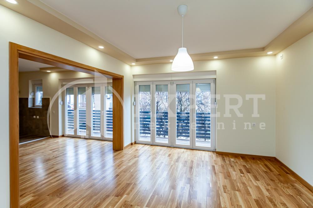 Slika 1 - Kneza Mihaila Obrenovića, Trosoban stan na prodaju, 92m2, 144.200€