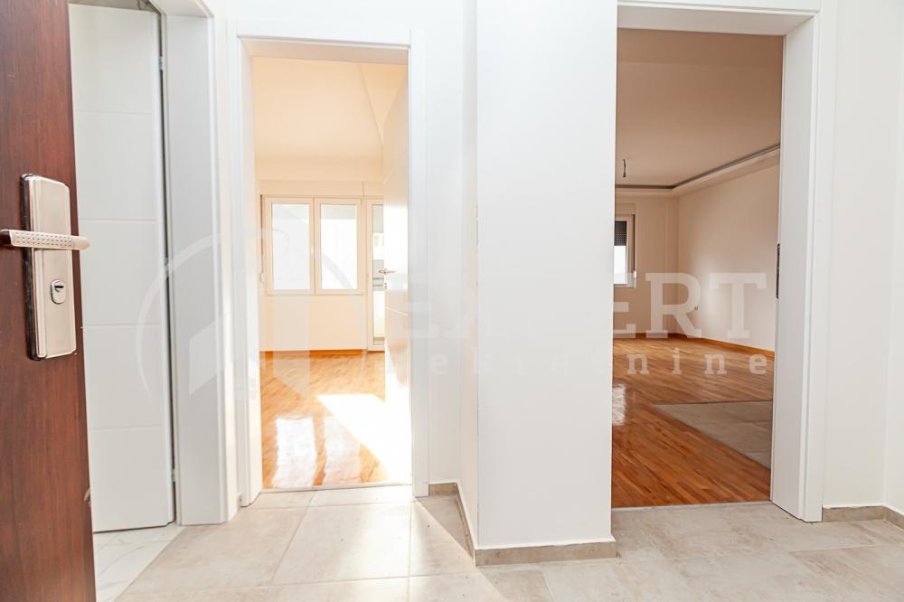 Slika 9 - Knjaževačka,  Lokal za izdavanje, 46m2, 300€