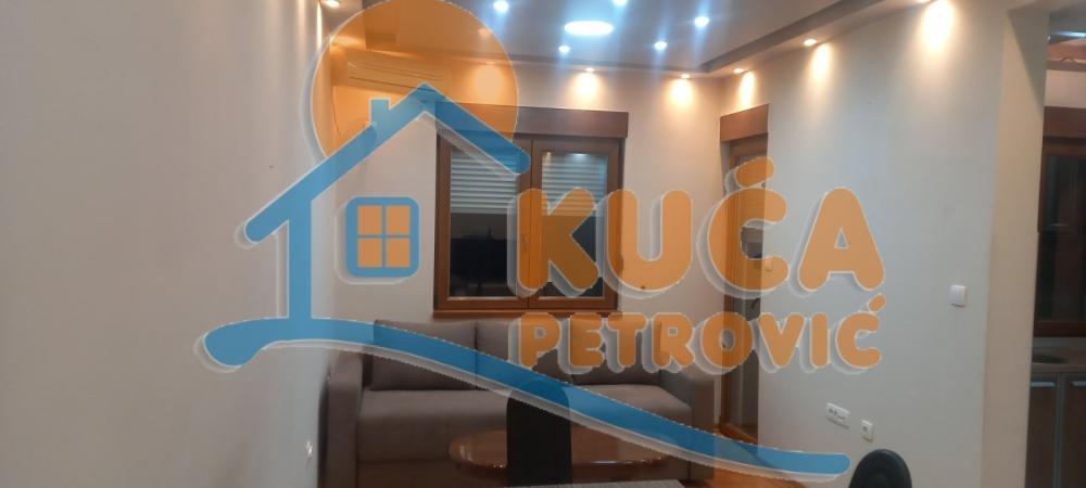 Slika 1 - Hajduk Stanka, Trosoban stan za izdavanje, 62m2, 430€