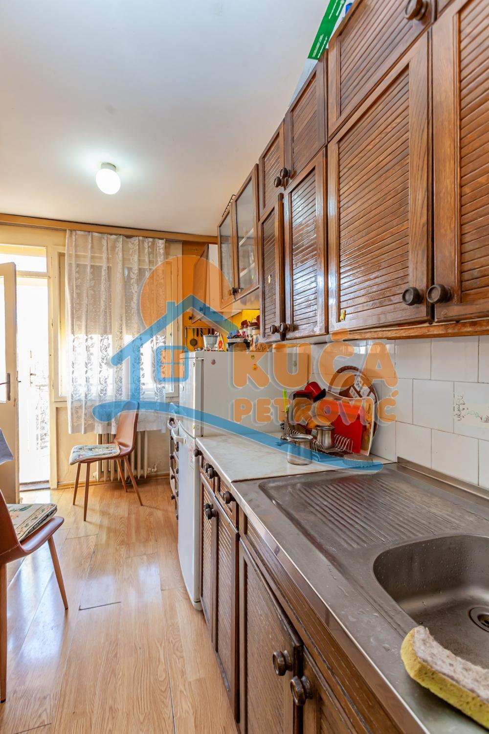 Slika 8 - Sinđelićev trg, Trosoban stan na prodaju, 66m2, 132.000€