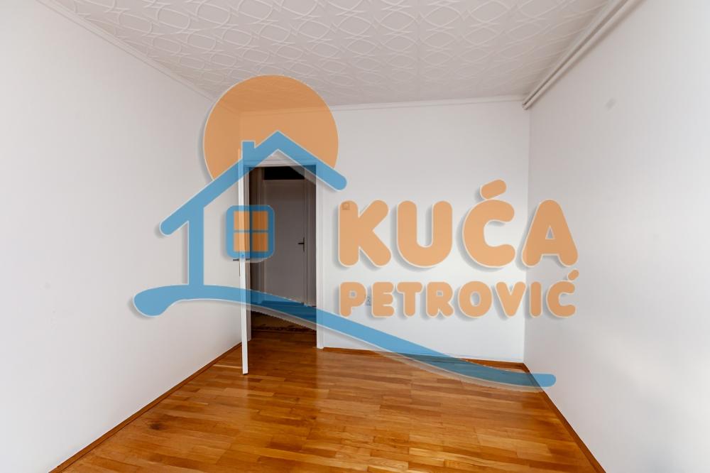 Slika 7 - Ratka Jovića, Trosoban stan na prodaju, 64m2, 111.000€