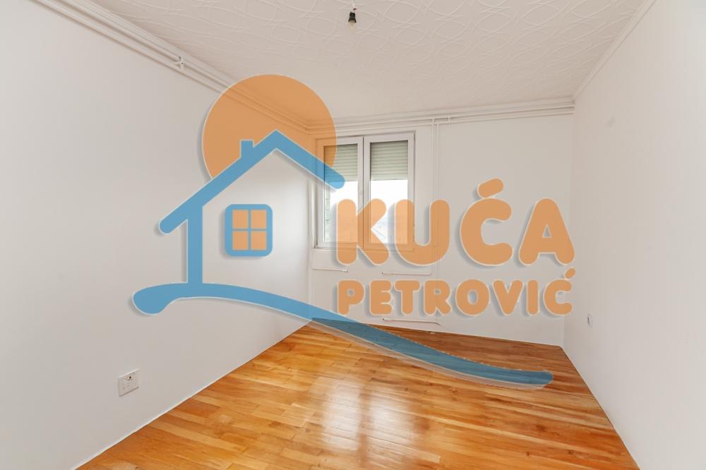 Slika 6 - Ratka Jovića, Trosoban stan na prodaju, 64m2, 111.000€