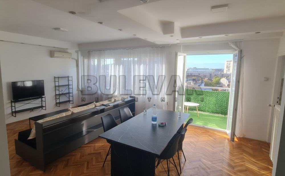 Glavna slika -Sinđelićev trg, Trosoban stan za izdavanje, 80m2, 450€