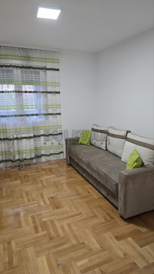 Slika 6 - Jovana Ristića, Dvosoban stan za izdavanje, 51m2, 350€