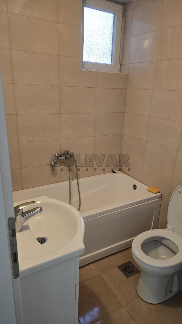 Slika 8 - Jovana Ristića, Dvosoban stan za izdavanje, 51m2, 350€