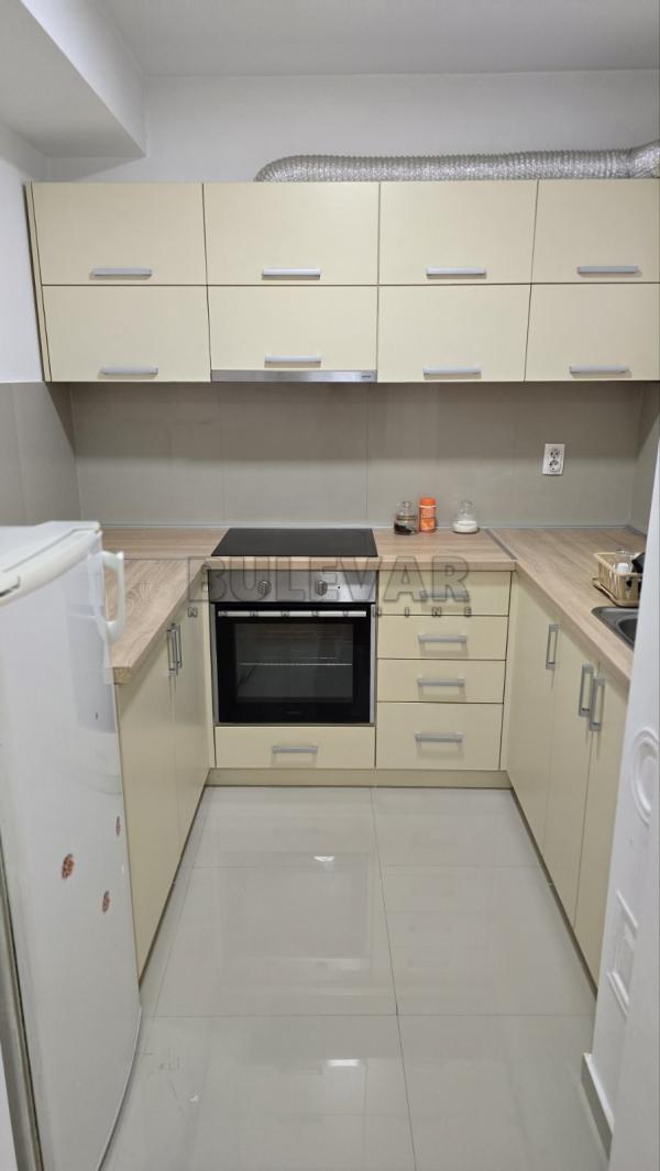 Slika 4 - Jovana Ristića, Dvosoban stan za izdavanje, 51m2, 350€