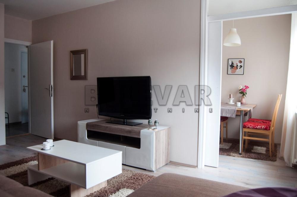 Slika 1 - Bulevar dr Zorana, Jednoiposoban stan za izdavanje, 46m2, 400€