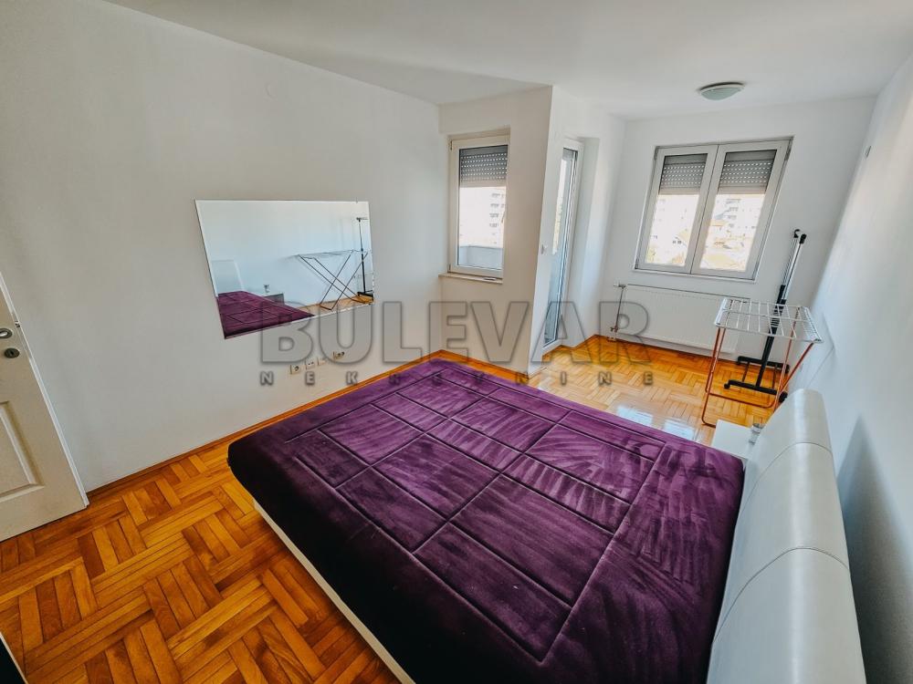 Slika 8 - Vožda Karađorđa, Trosoban stan za izdavanje, 70m2, 450€